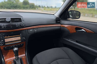 Седан Mercedes-Benz E-Class 2008 в 