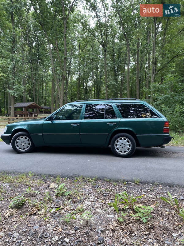 Универсал Mercedes-Benz E-Class 1995 в Попельне