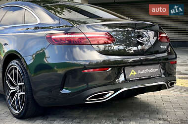 Купе Mercedes-Benz E-Class 2021 в 