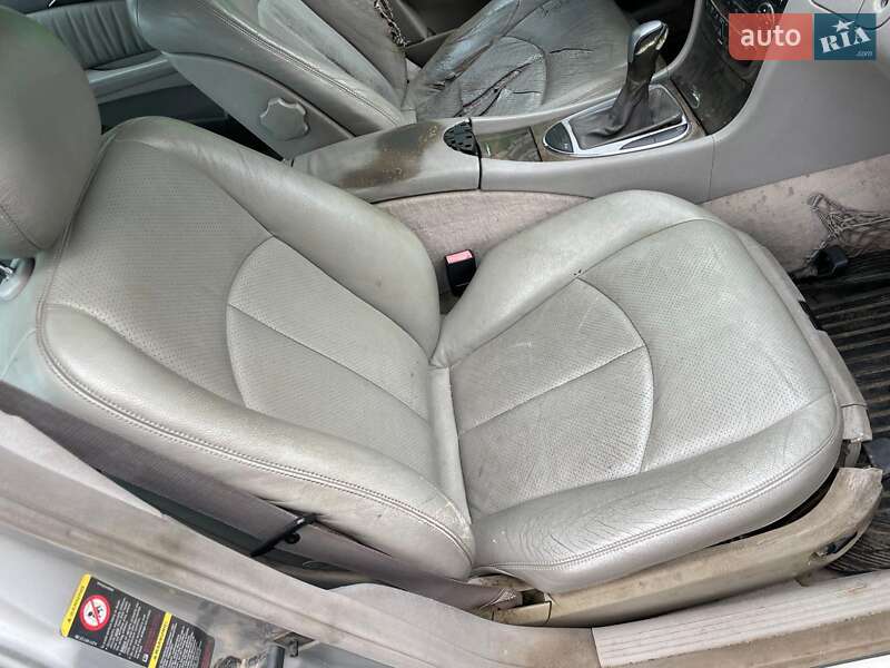 Седан Mercedes-Benz E-Class 2002 в Липовці