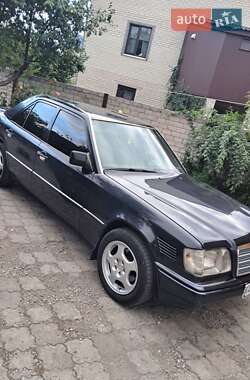 Седан Mercedes-Benz E-Class 1994 в 