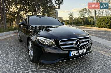 Седан Mercedes-Benz E-Class 2016 в Дніпрі