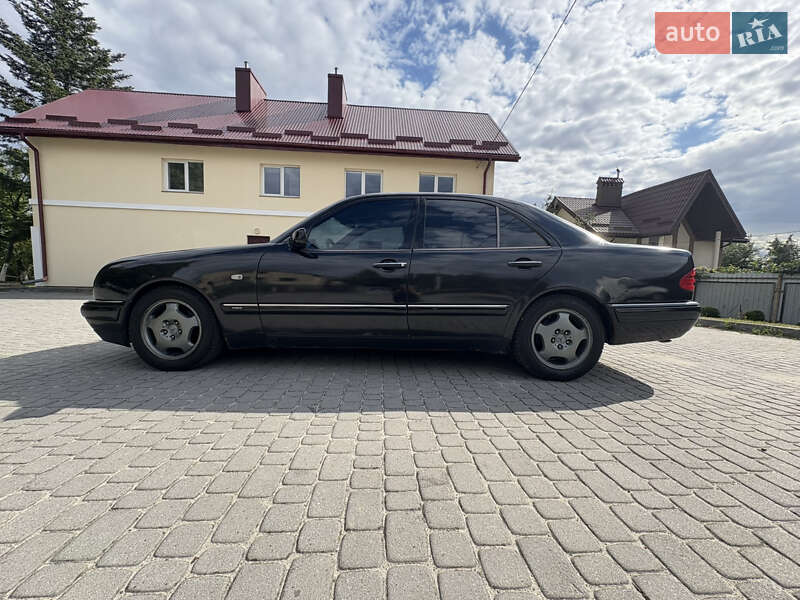 Седан Mercedes-Benz E-Class 1997 в Львові