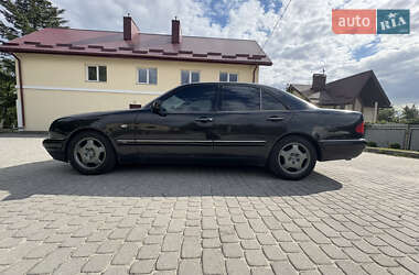Седан Mercedes-Benz E-Class 1997 в 