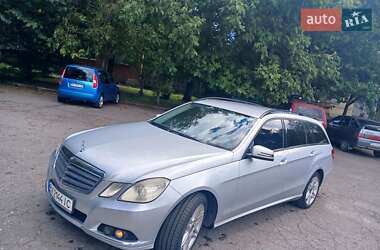 Универсал Mercedes-Benz E-Class 2010 в 