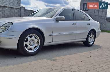 Седан Mercedes-Benz E-Class 2004 в 