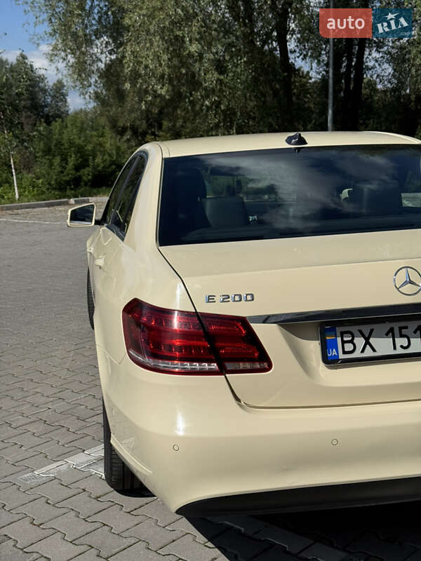 Седан Mercedes-Benz E-Class 2014 в Хмельницком