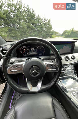 Седан Mercedes-Benz E-Class 2018 в  фото 44 Седан Mercedes-Benz E-Class 2018 в