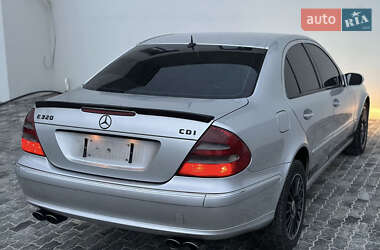 Седан Mercedes-Benz E-Class 2003 в 