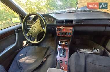 Универсал Mercedes-Benz E-Class 1993 в 