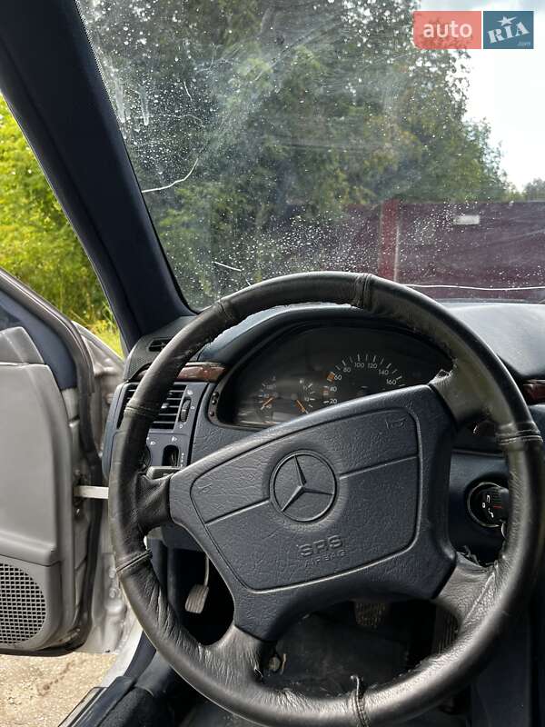 Седан Mercedes-Benz E-Class 1997 в Вінниці