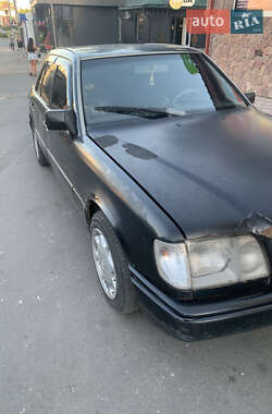Седан Mercedes-Benz E-Class 1995 в Тернополе