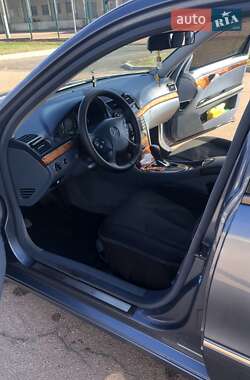 Седан Mercedes-Benz E-Class 2005 в 
