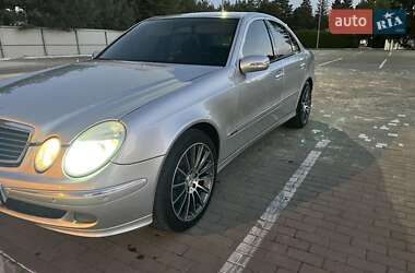 Седан Mercedes-Benz E-Class 2003 в 
