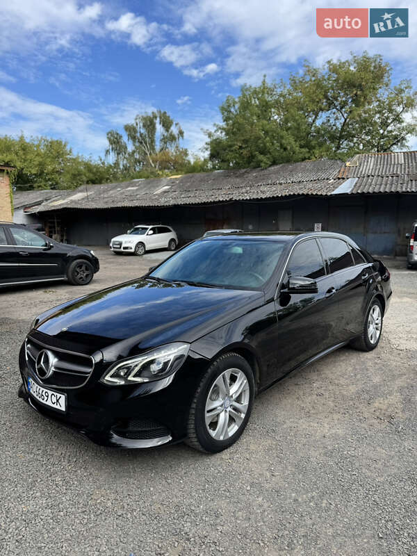 Mercedes-Benz E-Class 2010