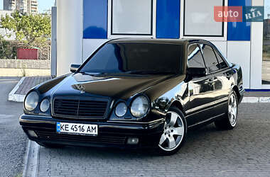 Седан Mercedes-Benz E-Class 1997 в Запорожье