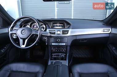 Седан Mercedes-Benz E-Class 2016 в 