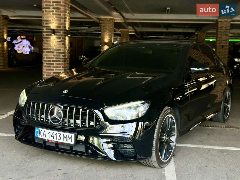 Седан Mercedes-Benz E-Class 2017 в 