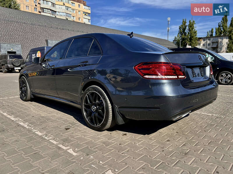 Седан Mercedes-Benz E-Class 2014 в Кривому Розі