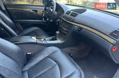 Седан Mercedes-Benz E-Class 2002 в 