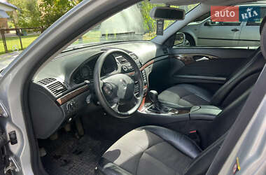Седан Mercedes-Benz E-Class 2005 в 