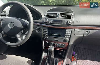 Седан Mercedes-Benz E-Class 2005 в 