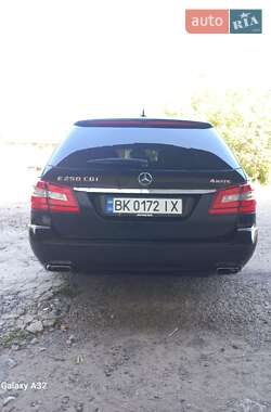 Универсал Mercedes-Benz E-Class 2011 в 