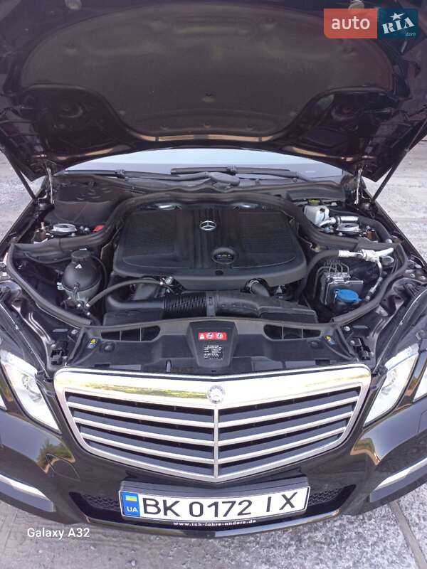 Универсал Mercedes-Benz E-Class 2011 в Ровно