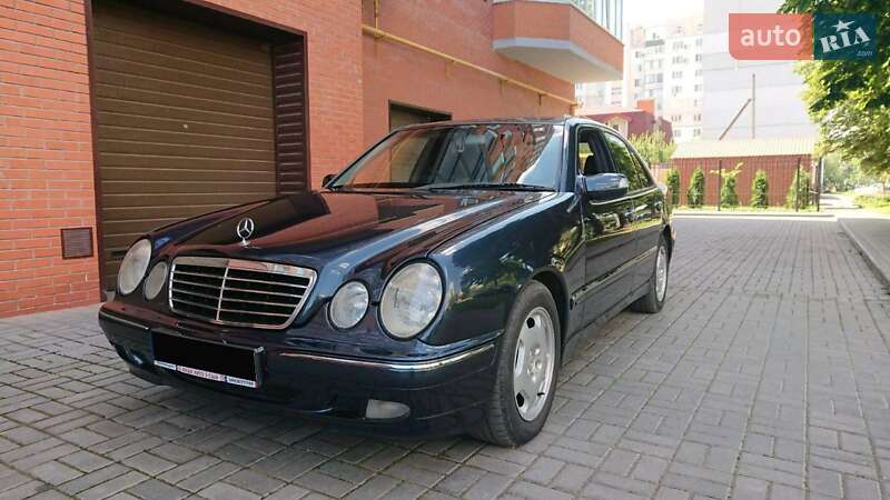 Седан Mercedes-Benz E-Class 2000 в Черкассах