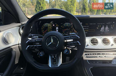 Седан Mercedes-Benz E-Class 2021 в 