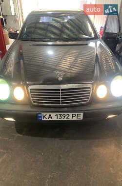 Седан Mercedes-Benz E-Class 1997 в Киеве