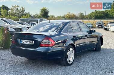 Седан Mercedes-Benz E-Class 2002 в 