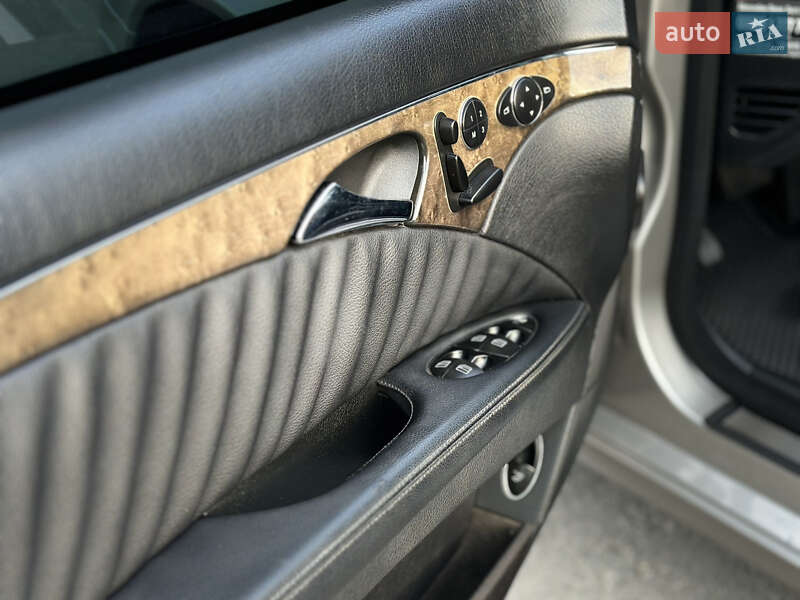 Седан Mercedes-Benz E-Class 2007 в Трускавці