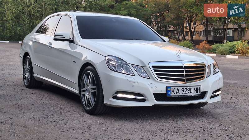 Седан Mercedes-Benz E-Class 2011 в Запорожье