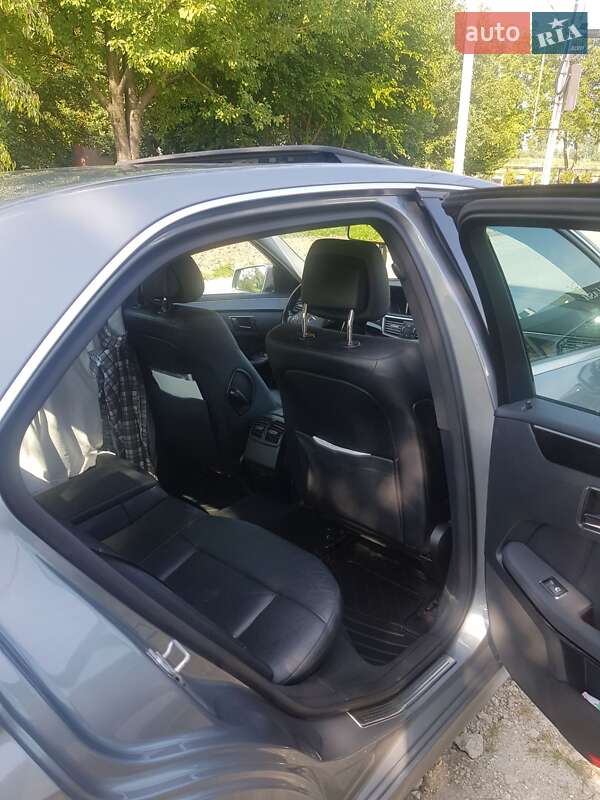 Седан Mercedes-Benz E-Class 2009 в Одесі