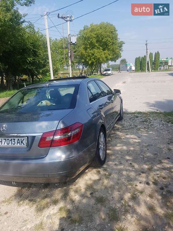 Седан Mercedes-Benz E-Class 2009 в Одесі