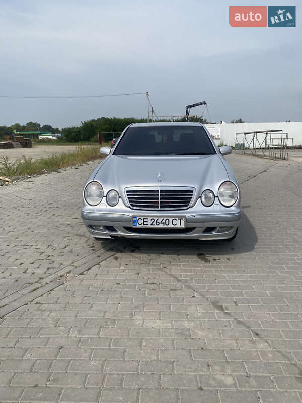 Седан Mercedes-Benz E-Class 2000 в 