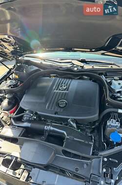Універсал Mercedes-Benz E-Class 2014 в 
