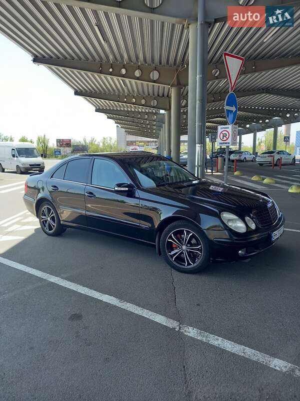 Mercedes-Benz E-Class 2003