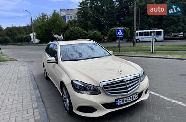 Універсал Mercedes-Benz E-Class 2015 в  фото 2 Універсал Mercedes-Benz E-Class 2015 в
