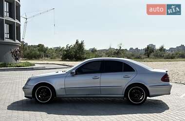 Седан Mercedes-Benz E-Class 2003 в  фото 10 Седан Mercedes-Benz E-Class 2003 в
