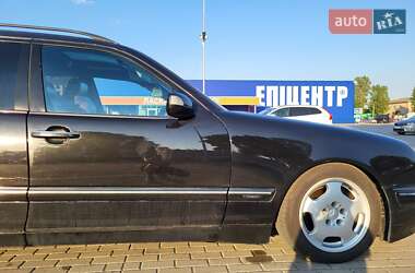 Универсал Mercedes-Benz E-Class 2001 в 