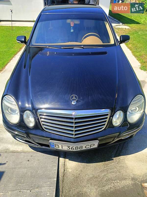 Седан Mercedes-Benz E-Class 2007 в Киеве