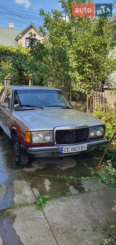 Mercedes-Benz E-Class 1981