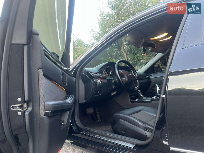 Седан Mercedes-Benz E-Class 2009 в Вінниці