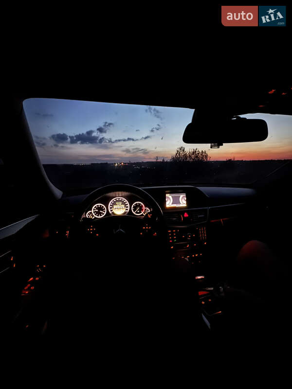 Седан Mercedes-Benz E-Class 2012 в Киеве фото 23 Седан Mercedes-Benz E-Class 2012 в Киеве