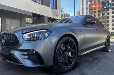 Седан Mercedes-Benz E-Class 2022 в Києві