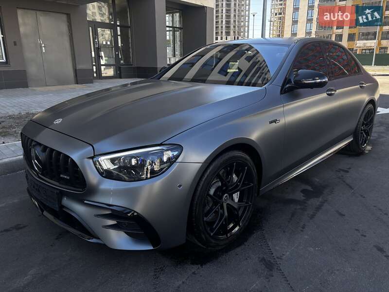 Седан Mercedes-Benz E-Class 2022 в Киеве