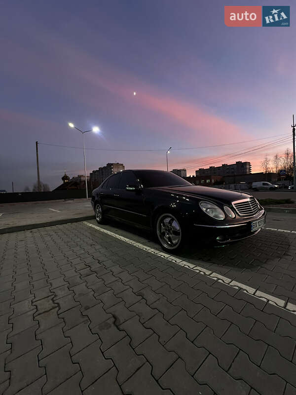 Седан Mercedes-Benz E-Class 2005 в Хмельницком фото 30 Седан Mercedes-Benz E-Class 2005 в Хмельницком