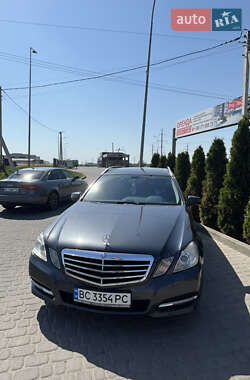 Универсал Mercedes-Benz E-Class 2012 в 